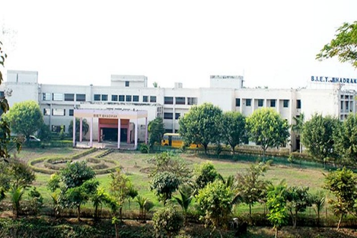 https://cache.careers360.mobi/media/colleges/social-media/media-gallery/4821/2019/3/6/Campus View of Bhadrak Institute of Engineering and Technology Bhadrak_Campus-View.jpg